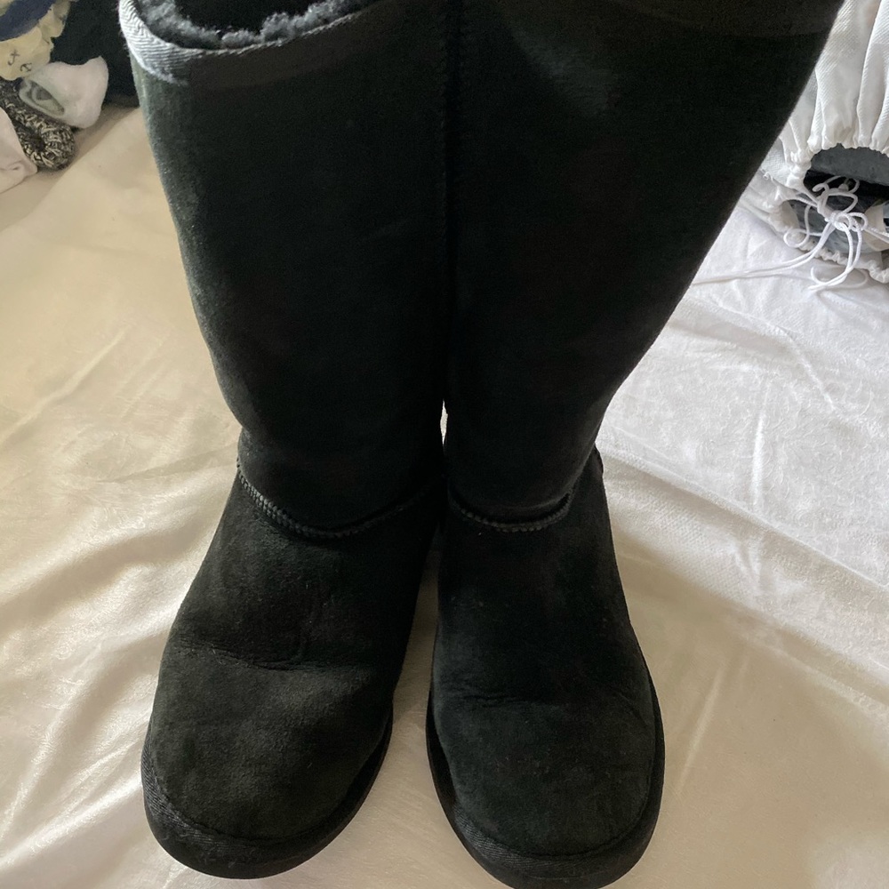 Uggs Black Size 8